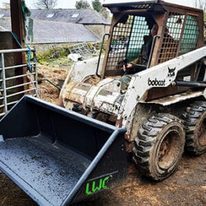 heavy duty skid steer bucket