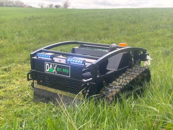 Dax 550 Remote Controlled Slope Mower - Image 3