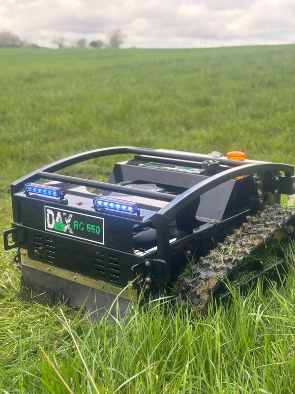 Dax 550 Remote Controlled Slope Mower - Image 4